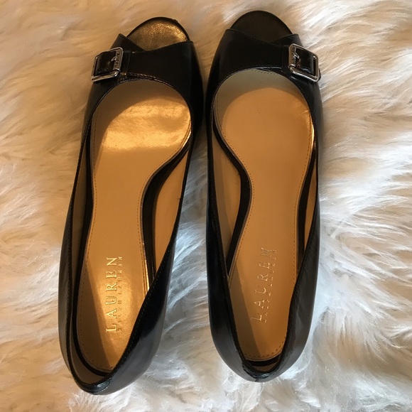 Lauren Ralph Lauren black open toe leather heels 9 - Picture 8 of 16